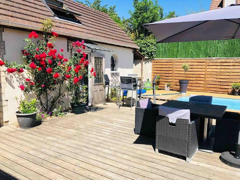 Proche Disneyland Paris Piscine Ouverte En Saison Estivale Holiday home Dampmart