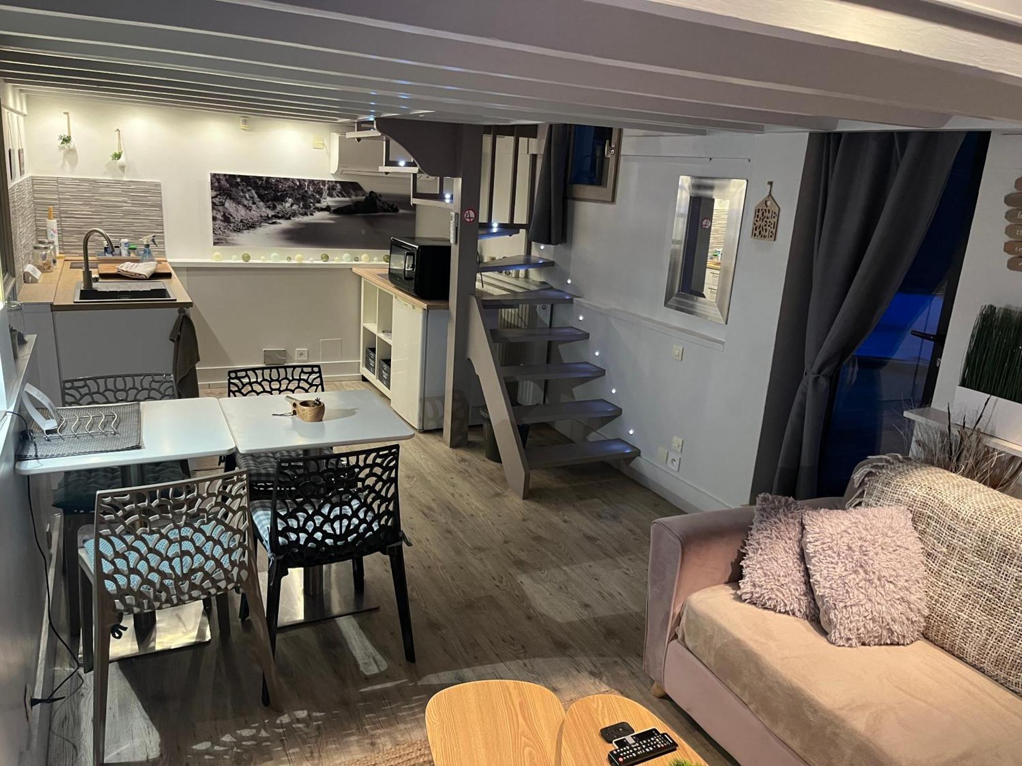 Holiday home Proche Disneyland Paris Piscine Ouverte En Saison Estivale Dampmart